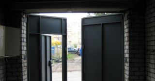 Купить гаражные ворота распашные Мичуринск, цена от 3819 руб.